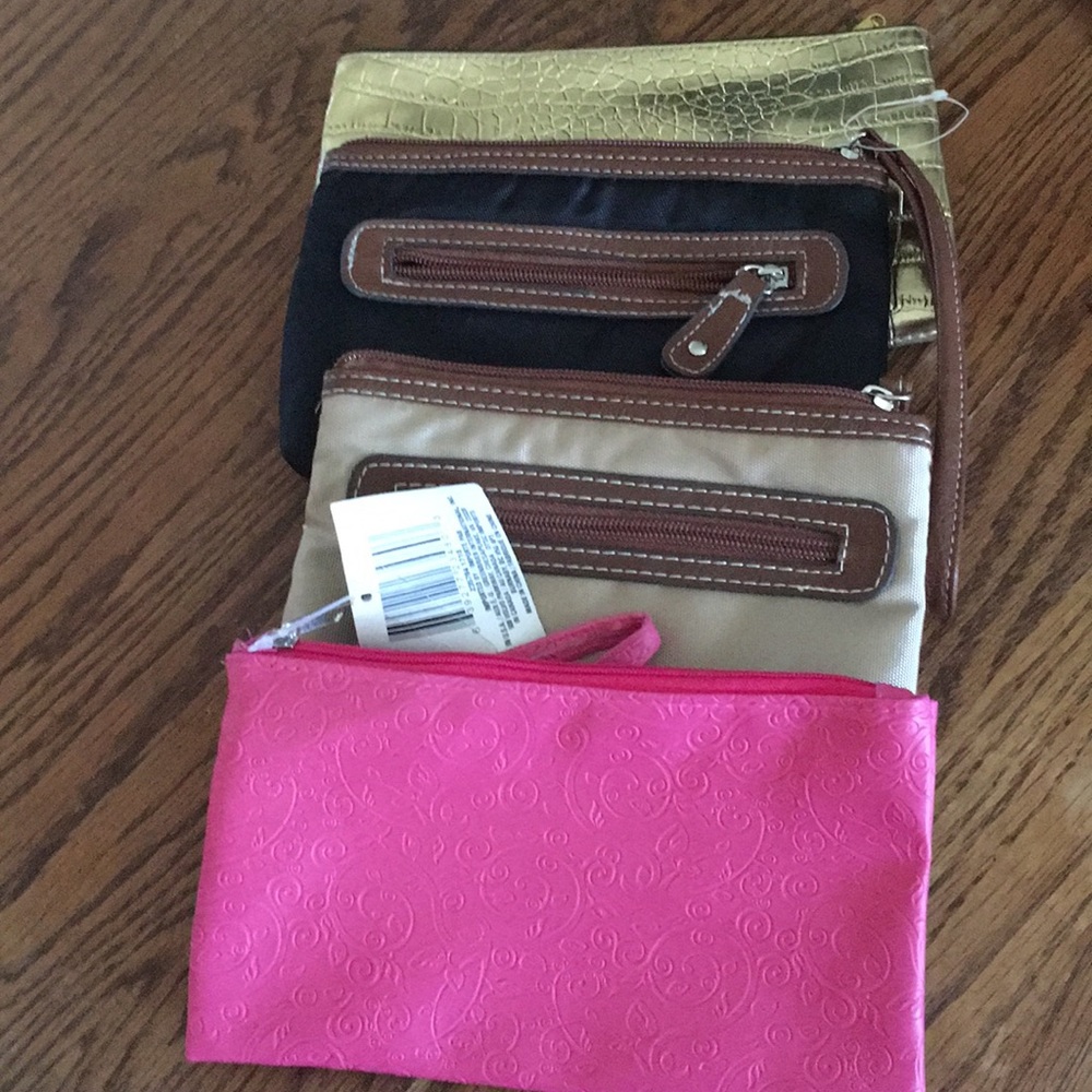 ❤️ 4 new makeup pouches cases